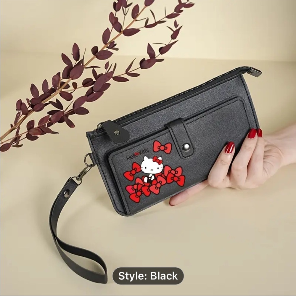 Hello Kitty Pink Wristlet Clutch - Picture 2 of 12